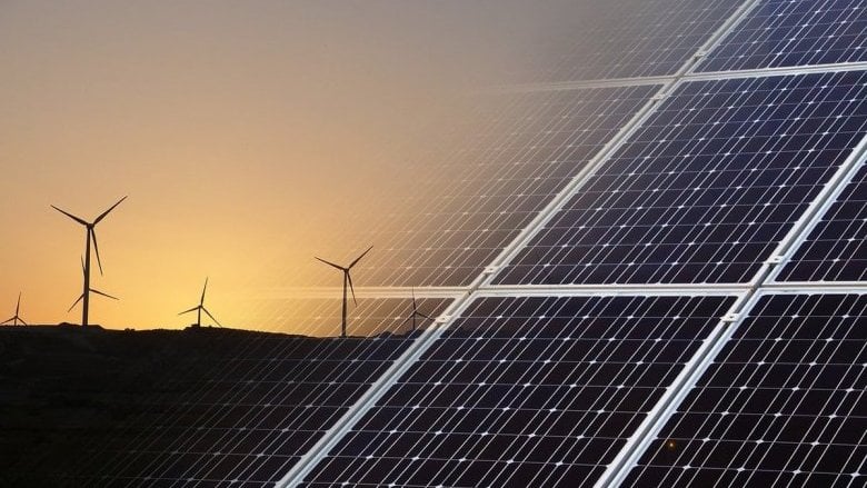 Perché il solare cresce a doppia cifra in Italia, ma le bollette non scendono