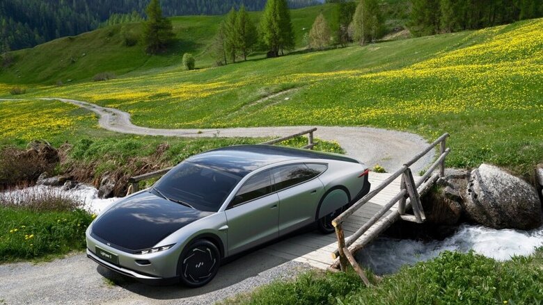 Come investire nelle auto elettriche (e non solo) con gli ETF