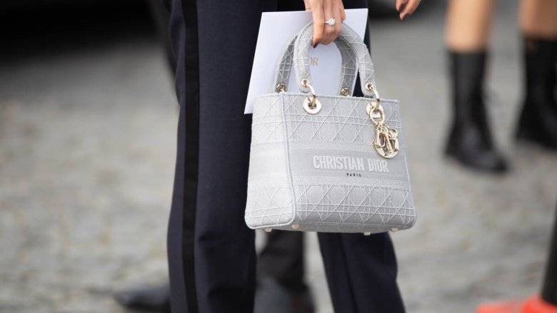 Ecco come i brand emergenti stanno conquistando quote di mercato a danno delle aziende del lusso