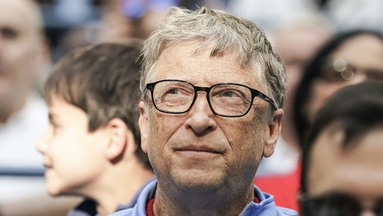 L'ennesima profezia di Bill Gates: entro 18 mesi ChatGPT sostituirà gli insegnanti 