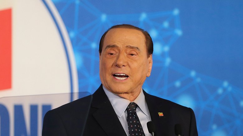 Berlusconi: da caimano a statista, addomesticato dallo spread