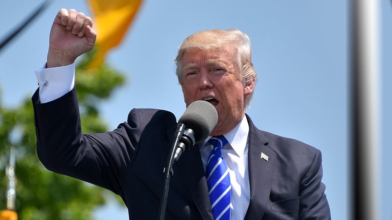 Perché molti americani sostengono i dazi di Trump nonostante i costi?