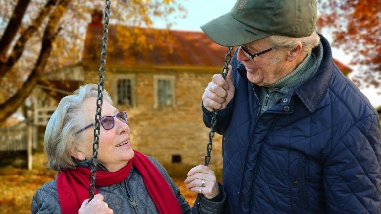 Fertilità in calo: tra crisi demografica e nuove opportunità per la longevità