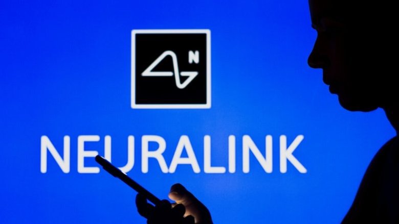 Neuralink: ennesima delusione per Musk, le autorità USA bloccano la sperimentazione umana del chip 