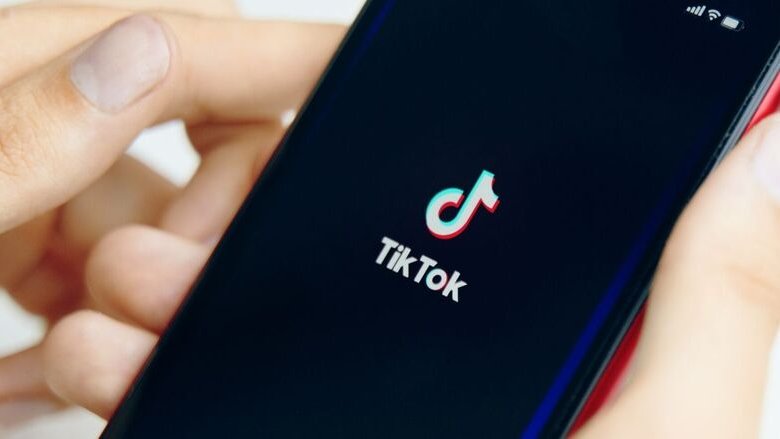 Il populismo è il vincitore nel passaggio dai media tradizionali ai social media. Ecco perché