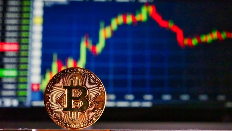 Bitcoin, il livello che fa paura è 45.000 €. Ecco perché il mercato trema