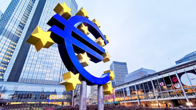 Perché usare gli asset russi congelati manderà in tilt l'euro?
