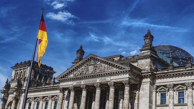 Germania, il bazooka del debito. 500 miliardi per comprare una crescita che non esiste