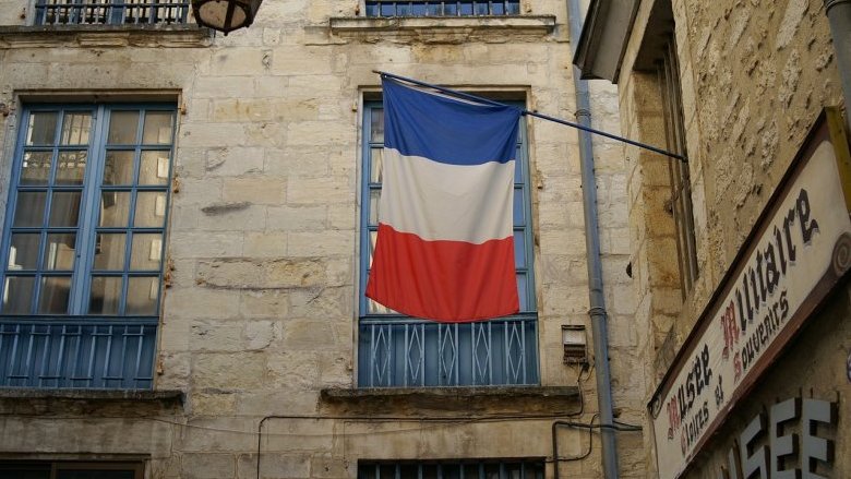 Politica fiscale restrittiva e crisi aziendali: in Francia, si stringe una morsa pericolosa