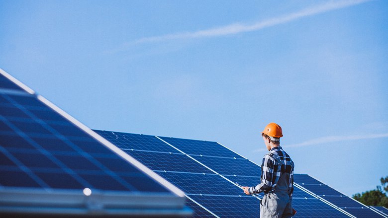 Con gli incendi, crolla la produzione di energia fotovoltaica negli Stati Uniti