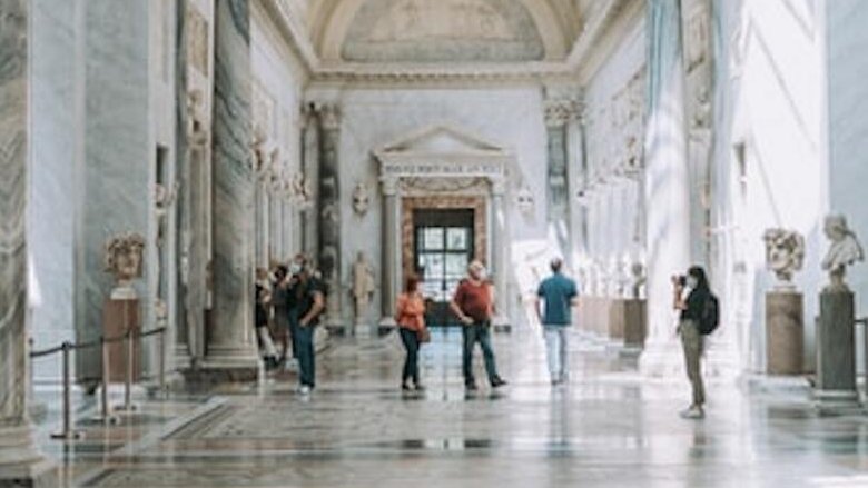 Cattelan e il declino del valore nell'arte contemporanea