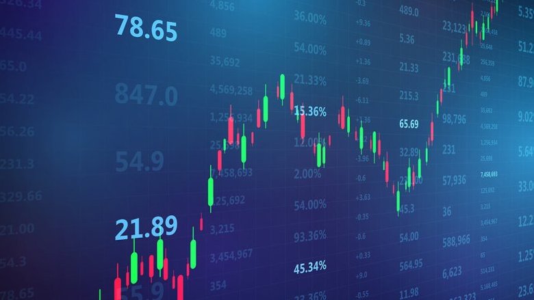 Questo titolo AI italiano può salire ancora del 100%, secondo gli analisti. E altre 3 azioni fino al +33%