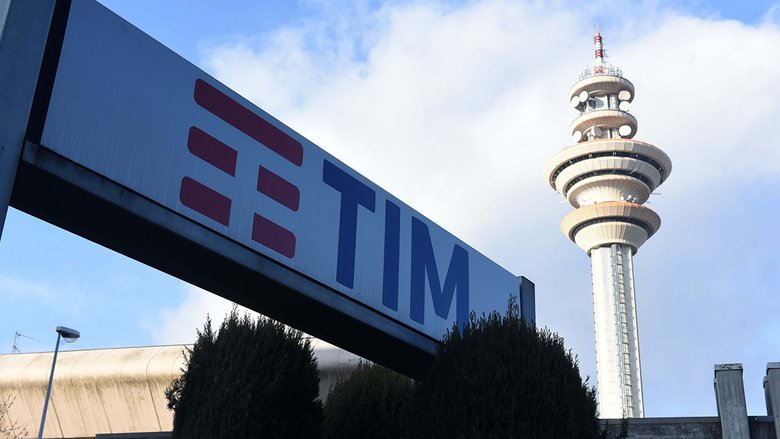 La rete di Tim agli Usa: prosegue la svendita degli asset strategici