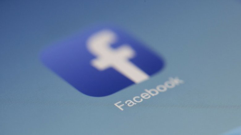 Quanti soldi prende Open per il fact checking per Facebook?