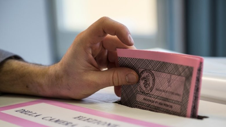 Votare senza prova di cittadinanza: la decisione americana che mette in crisi il principio di trasparenza democratica