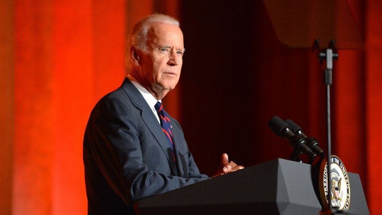 Biden in balia dei falchi: vogliono una guerra che duri anni