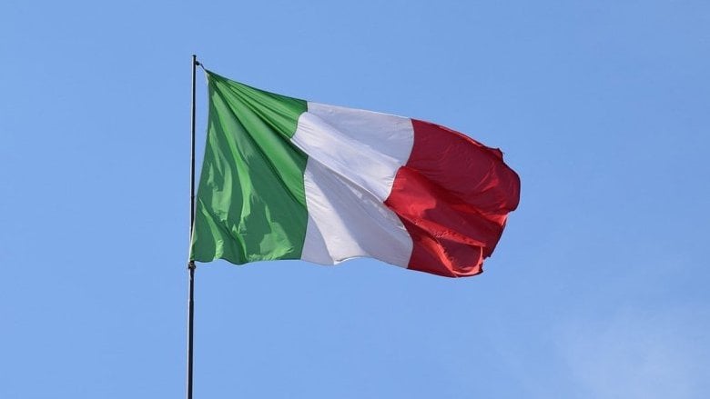 Moody's sorride all'Italia, lo spread scende. I 3 scenari che decideranno il futuro dei BTP
