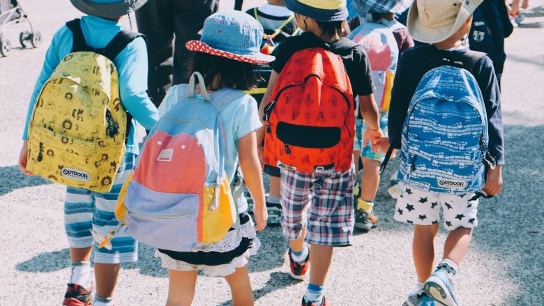 Perché i progressisti dovrebbero preoccuparsi del calo dei tassi di natalità?