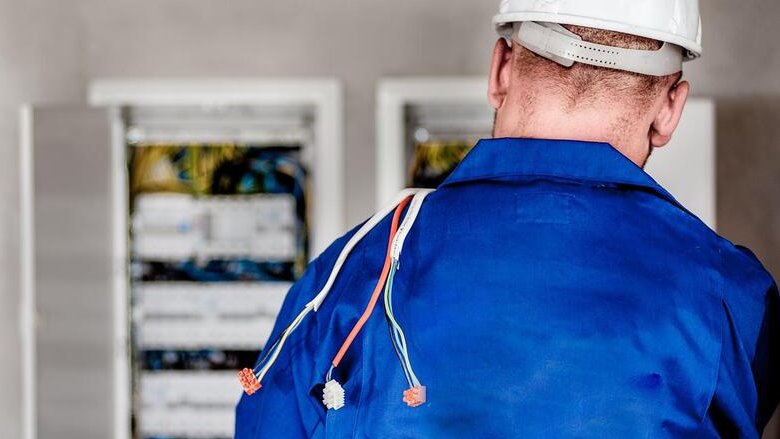 In Italia il 2% dei posti di lavoro è vacante. Ma da cosa dipende davvero?