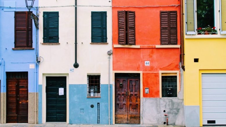 Il paradosso che affonda l'Italia. Siamo la terza economia nell'UE, ma le famiglie sono sempre più povere