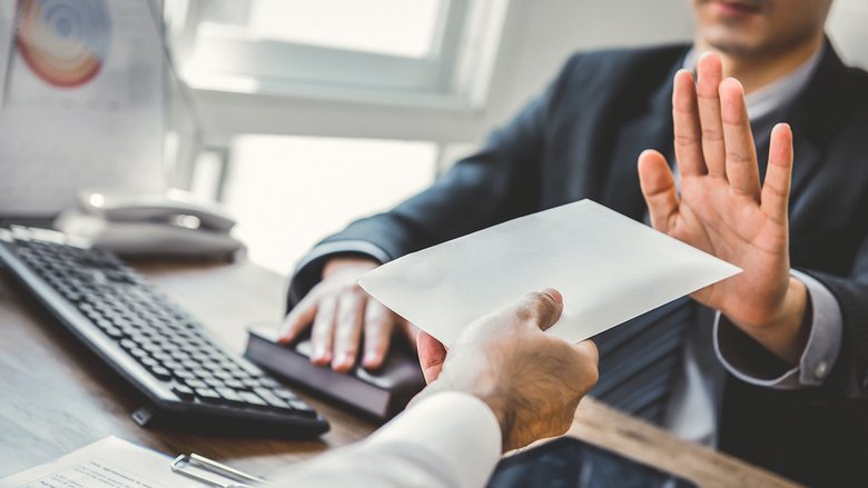 Lettera di richiamo, cosa fare se il dipendente non firma