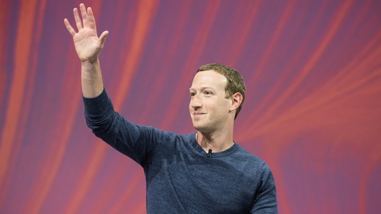 Censura, Zuckerberg chiede scusa: svelate le pressioni dei democratici