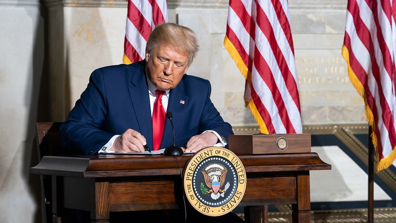 Trump vuole vincere il Congresso e dice addio ai Maga che perdono