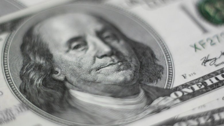 Il prezzo del riequilibrio: Trump punta sul dollaro debole per azzerare il deficit