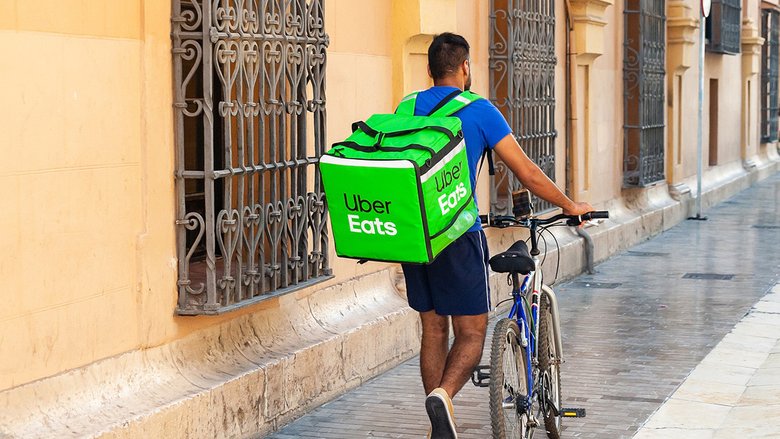 GIG Economy: direttiva UE e governo Meloni rischiano di penalizzare i diritti dei rider