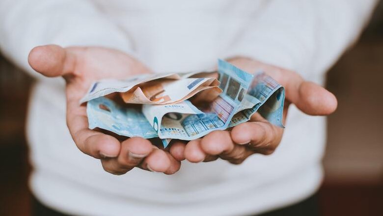 Quanto rendono (o costano) €30.000 sul conto corrente e sul BTP Short Term per 2 anni?