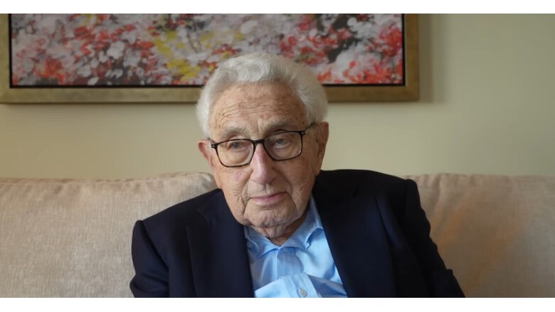 Cosa è emerso dallo scherzo telefonico dei comici russi a Henry Kissinger 
