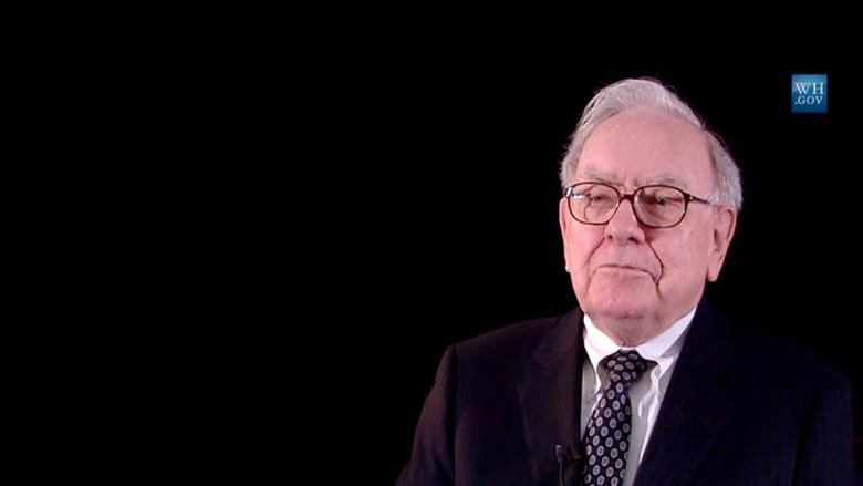 Buffett contro il protezionismo: serve cooperazione globale, non guerra commerciale