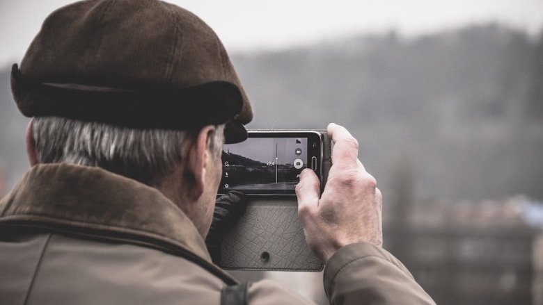 L'Italia che invecchia: sempre meno lavoratori per sostenere gli anziani
