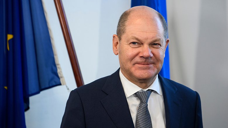 Scholz ha deciso di fare la pace con Putin. Parola di Erdogan. E pure Tokyo "rompe"