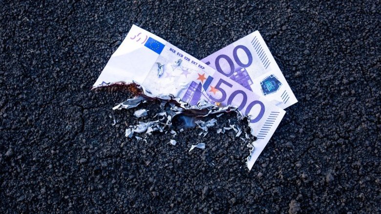 Una verità scomoda che nessuno ti dice. Cosa c'è (davvero) dietro l'aumento dei prezzi