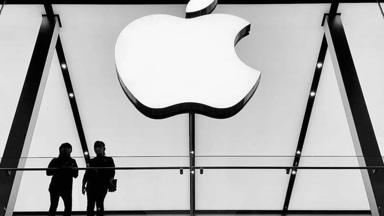 Azioni Apple, i preordini per iPhone 18 Pro sono “tiepidi”. Cosa rischia il titolo?