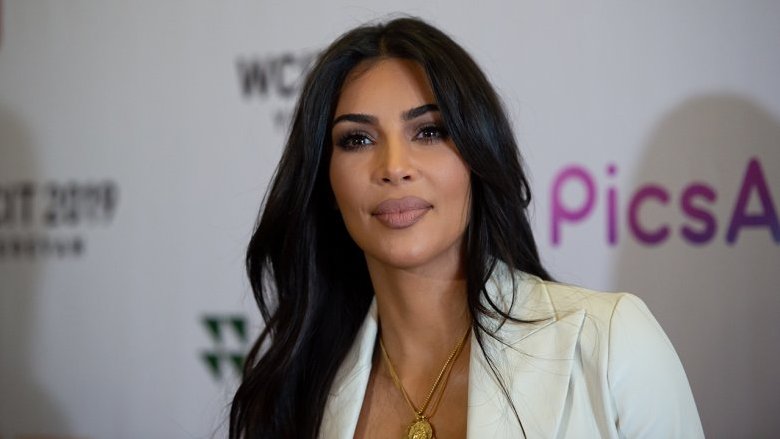 IPO in vista per Skims? Il brand miliardario di Kim Kardashian tra numeri record e boom del reggifaccia modellante