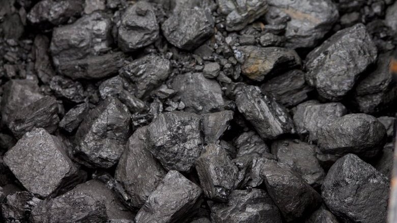 L'industria cinese del carbone continua a dominare il mondo
