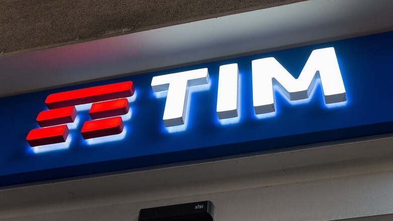 OPAS Poste-TIM, ultimi giorni per decidere. Conviene aderire o tenere le azioni?